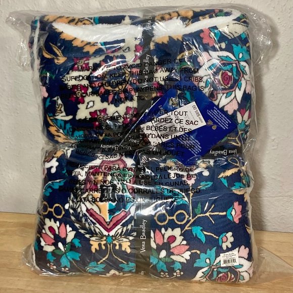 Vera Bradley Bedding Vera Bradley Cozy Life Throw Blanket In Harry